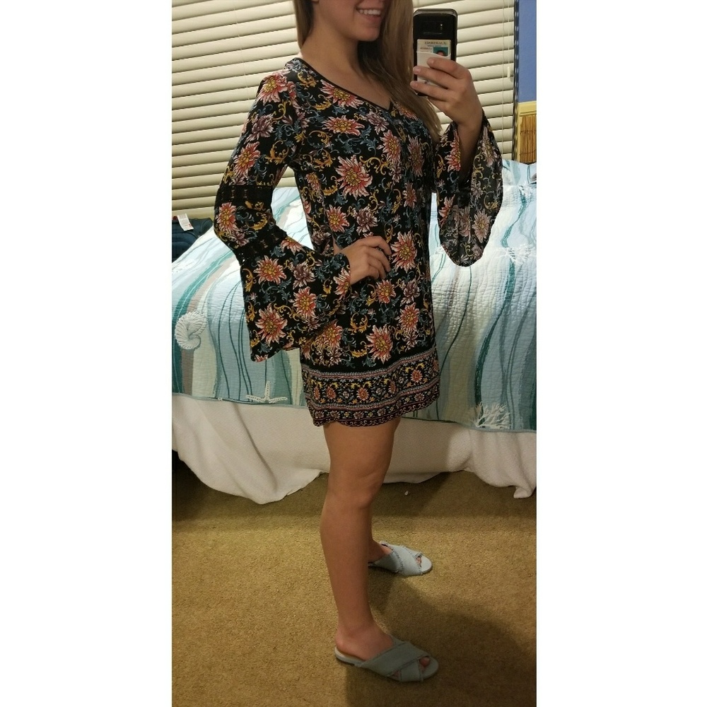 Xhilaration Black Floral Bell Sleeve